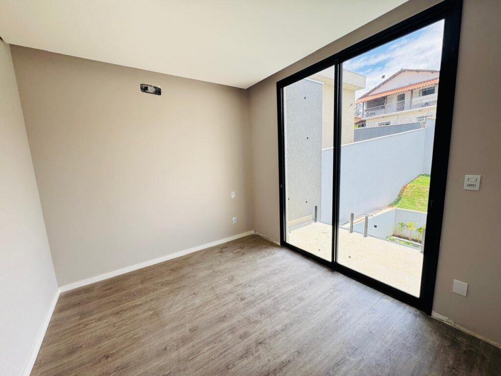 whatsapp image 2025 12 01 at 18.43.38 (1)