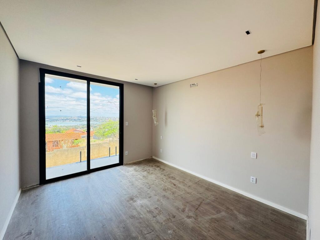 whatsapp image 2025 12 01 at 18.43.39